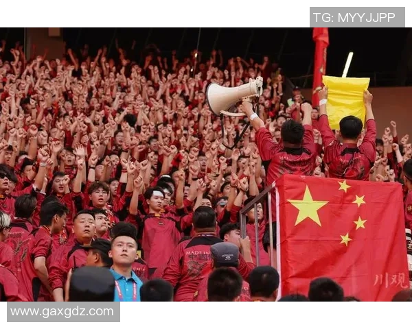 足球巨星回归母队再展雄风引发球迷热烈期待