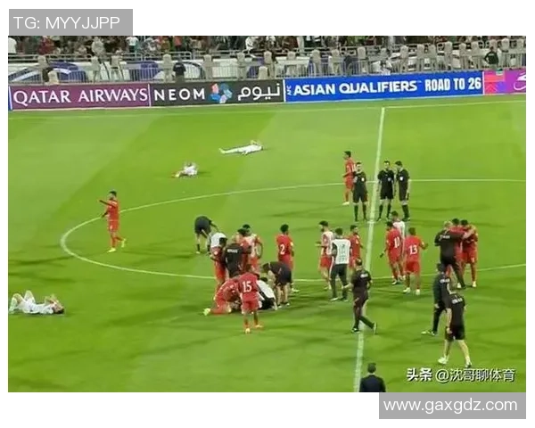 足球明星黑料曝光 球场背后鲜为人知的丑闻与争议揭秘